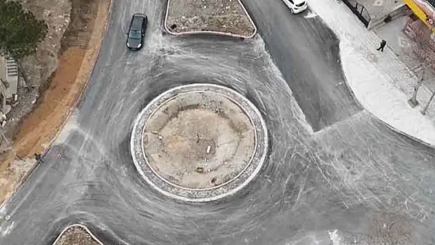 Gazi Bulvarı'nda yol standardı yükseltildi