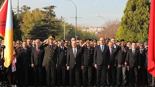 Gazi Mustafa Kemal Atatürk Konya'da saygıyla anıldı