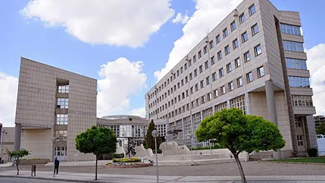 Gaziantep Büyükşehir Belediye Başkanlığınca 108 adet plakanın kiralama ihalesi yapılacak
