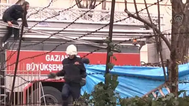 Gaziantep'te kedi kurtarma operasyonu