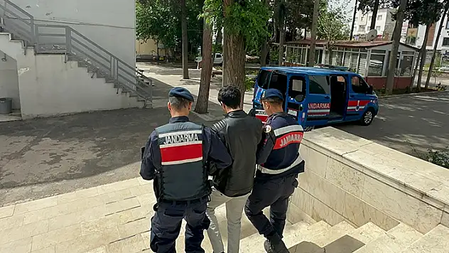 Gaziantep'te silah kaçakçılığı yapan PKK'lı yakalandı
