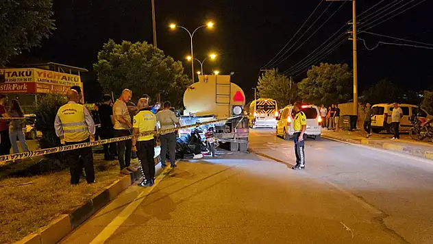 Gaziantep'te su tankerine çarpan motosiklet sürücüsü öldü
