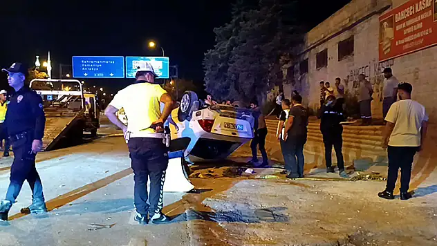 Gaziantep'te takla atan otomobilin sürücüsü öldü
