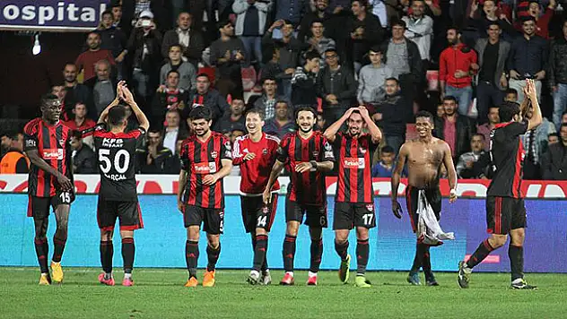 Gaziantepspor Larsson'la kazandı