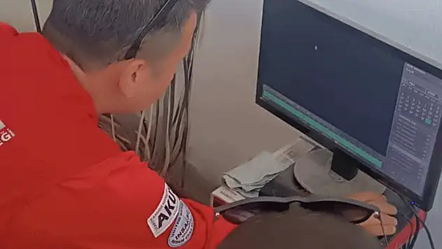 Gaziantep'te durakta yolcu alan halk otobüsüne tır çarptı: 2'si ağır 3 yaralı