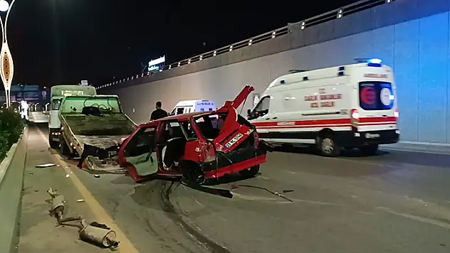 Gaziantep'te otomobil takla attı: 1 ölü, 4 yaralı
