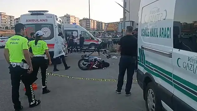 Gaziantep'te otomobille çarpışan motosiklet sürücüsü öldü