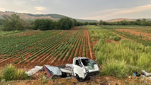 Gaziantep'te tarım işçilerini taşıyan kamyonet devrildi: 1 ölü, 22 yaralı
