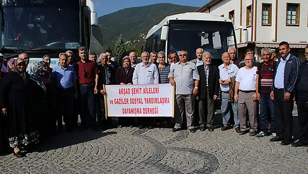 Gaziler ve şehit ailelerine Çanakkale gezisi