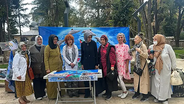 Gazze'ye destek için başlatılan yürüyüşün duraklarından biri de Konya oldu