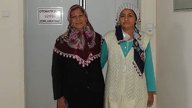 Gebelik zehirlenmesi yüzünden üç kez ölümden döndü
