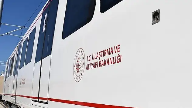 Gebze-Çayırova-Birlik OSB Hafif Raylı Sistem Hattı 1. Aşaması'nı Ulaştırma ve Altyapı Bakanlığı üstlendi