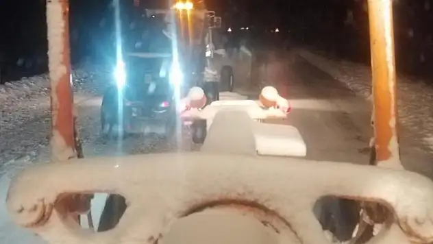 Gece yarısı başladı! Antalya-Konya kara yolunda kar yağışı etkili oluyor
