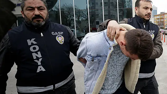 Geceyi camide geçirmişler! Konya'da pompalı tüfekle kuyumcu soyan iki şüpheli yakalandı