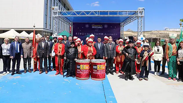 Geleceğin mühendisleri NEÜ Mühendislik Gençlik Festivalinde bir araya geldi
