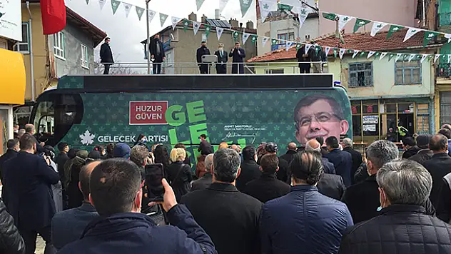 Gelecek Partisi Genel Başkanı Davutoğlu, Konya'da parti teşkilatlarının açılışına katıldı
