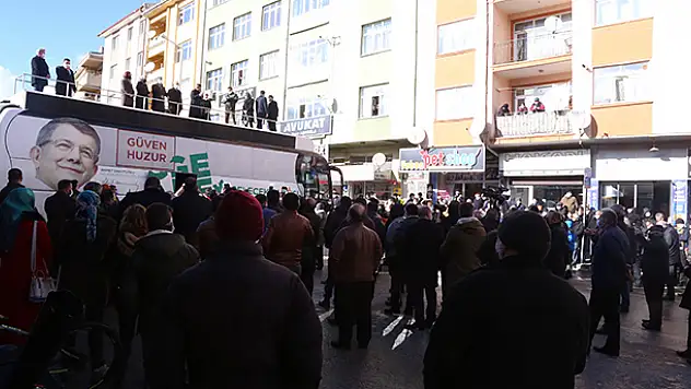 Gelecek Partisi Genel Başkanı Davutoğlu, Konya'da parti teşkilatlarının açılışına katıldı