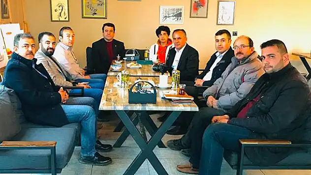Gelecek Partisi Ilgın İlçe Başkanı Şenol, basın mensuplarıyla bir araya geldi
