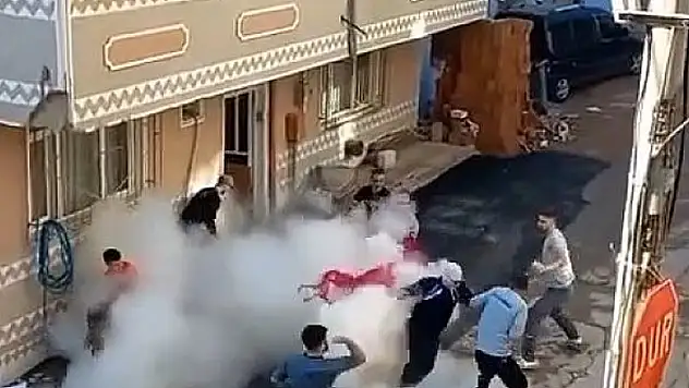 Gelin almaya  gelen damada yangın tüplü müdahale! 
