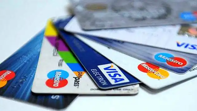Gelir İdaresi Başkanlığı'ndan '3,9 milyon kişinin banka hesabı bloke oldu' iddiasına yalanlama