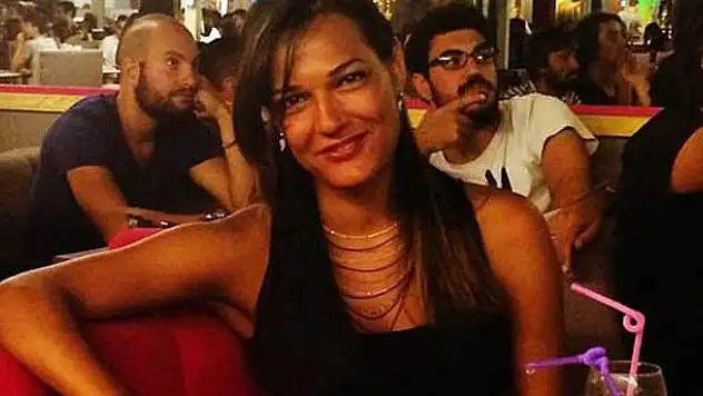 Genç avukat 18 gün süren yaşam savaşını kaybetti