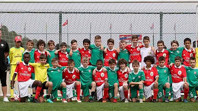 Genç Kartallar D Grubu'nda