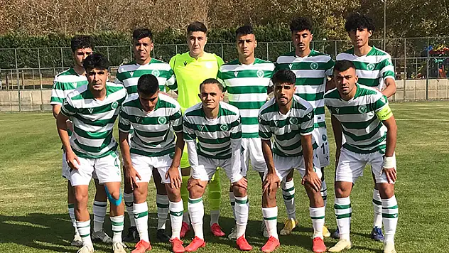 Genç Kartallar galibiyet alamadı 
