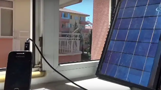 Genç Kaşif Güneş Enerjisi İle Çalışan Şarj Cihazı Üretti