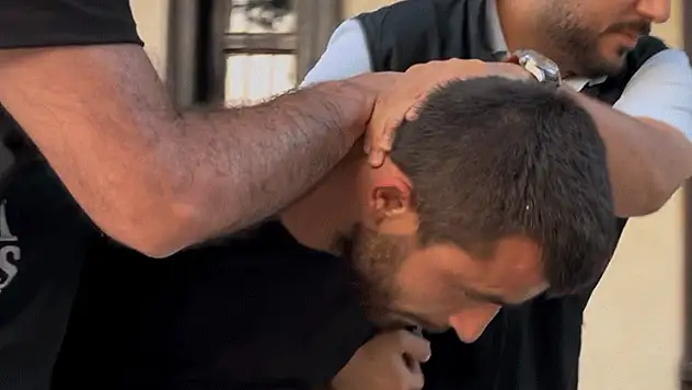 Genç kıza dehşeti yaşatmıştı...Polis yakaladı