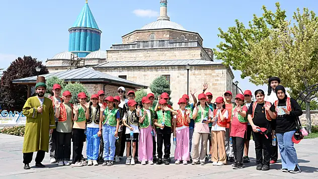 Genç KOMEK öğrencileri Konya'nın tarihi şahsiyetlerini yakından tanıyor

