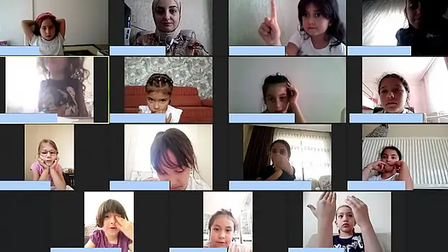 Genç KOMEK Yaz Okulu 60 bin öğrenciyle eğitimlere başladı
