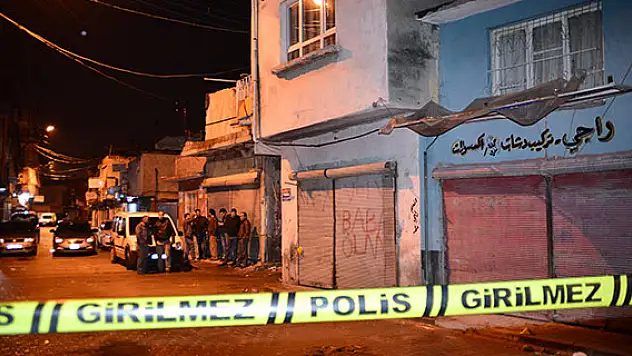 Genç pompalı tüfekle öldürüldü