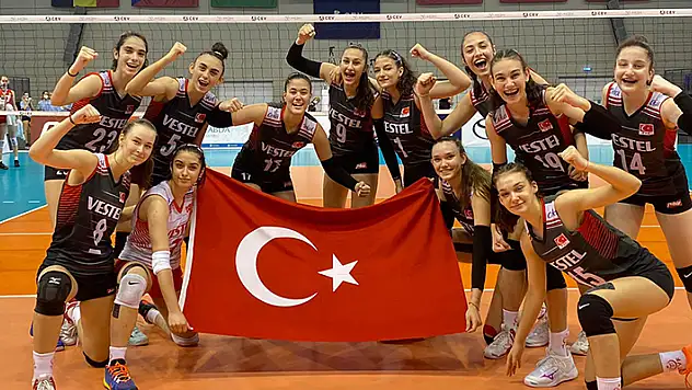Genç Sultanlar yarı finalde 