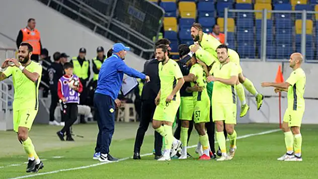 Gençlerbirliği, 3. Lig ekibi Esenler Erokspor'a elendi!