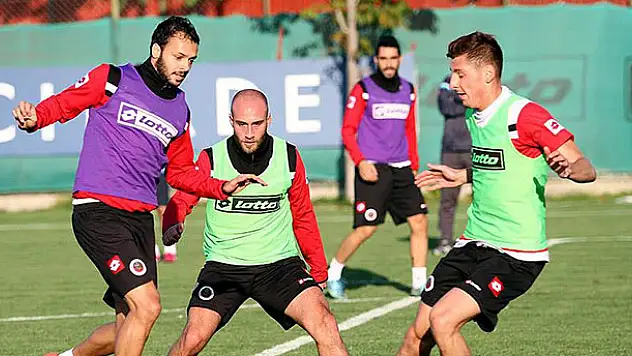 Gençlerbirliği Galatasaray maçına hazırlanıyor