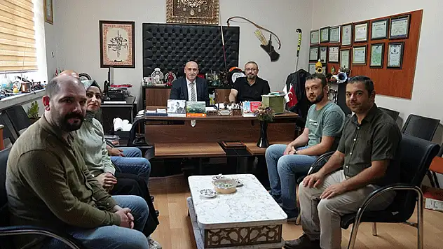 Gençlik Spor'dan yüzme havuzları ile ilgili toplantı