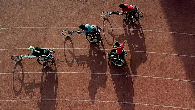 Gençlik ve Spor Bakanı Kasapoğlu: Olimpik ve paralimpik spor dallarında 8 bin sporcuya her ay harçlık verilecek
