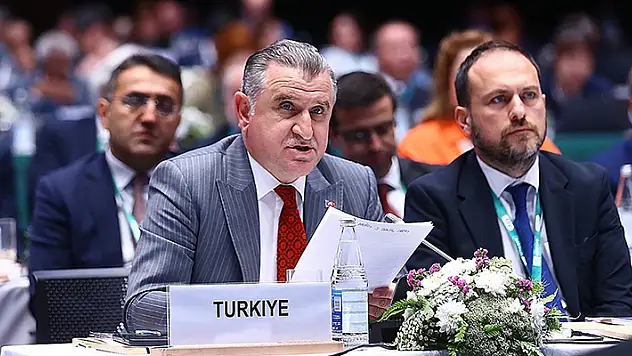 Gençlik ve Spor Bakanı Osman Aşkın Bak: Kapsayıcı spor projeleri gerçekleştiriyoruz
