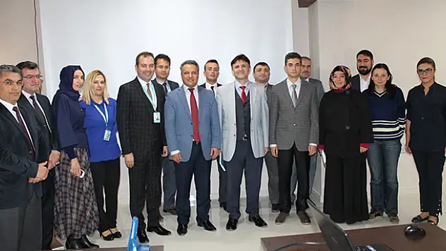 Genel Sekreter Erenoğlu, ''Acil Bizim Gülen Yüzümüz Olmalı''
