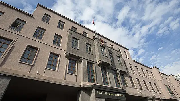 Generallere yönelik sözlere suç duyurusunda bulunulacak
