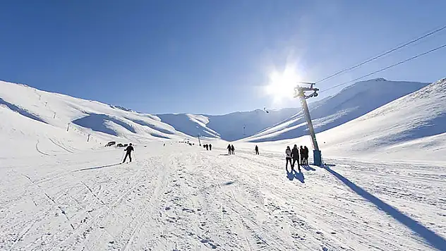 Gevaş Abalı Kayak Tesisleri kiraya veriliyor
