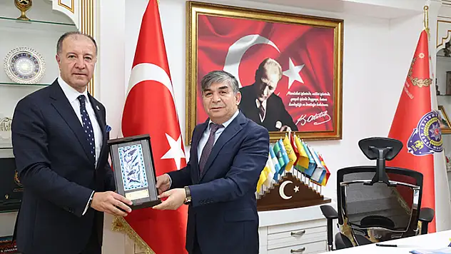 GGYD Yönetimi Konya İl Emniyet Müdürü Karabulut'u ziyaret etti

