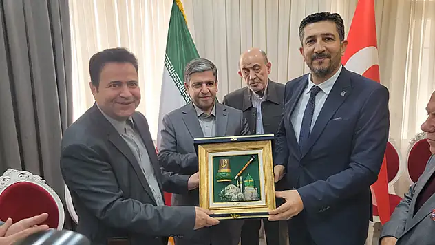 GİV'den İran çıkarması