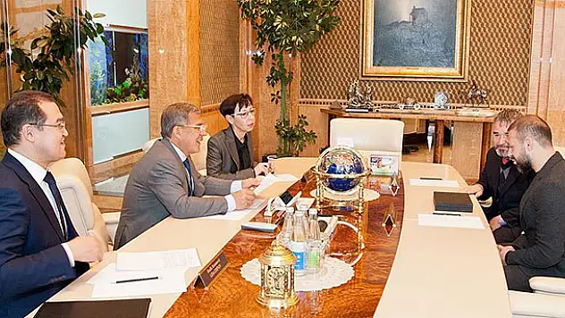 Gökdeniz Karadeniz'i Tataristan Cumhurbaşkanı kabul etti