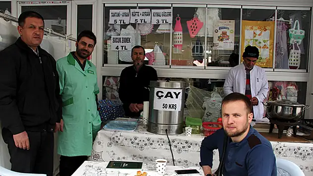 Gökkuşağı Derneği'nden çocuklar için kermes
