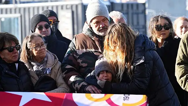 Gökmen Özdenak için stadyumda tören düzenlendi