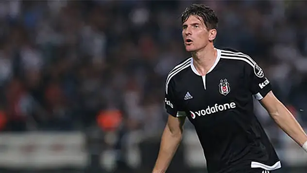 Gomez'in bonservisi çok şaşırttı