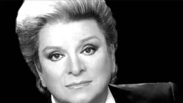 Google, Zeki Müren'in doğum gününe özel doodle yaptı