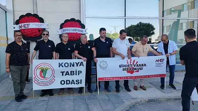 Görev yaptığı hastanede öldürülen Dr. Ekrem Karakaya, anıldı