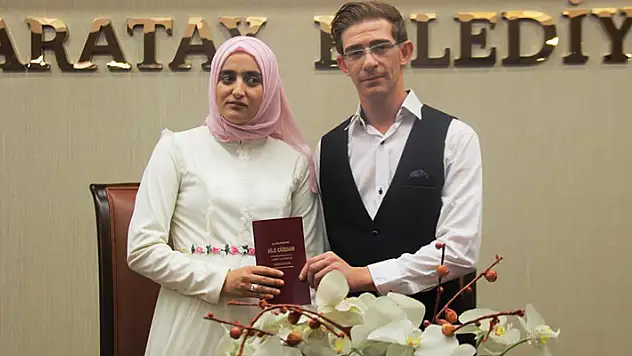 Görme engelli çiftin evlilik heyecanı
